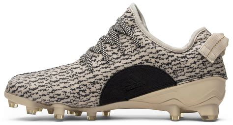 yeezy 350 cleat turtledove.